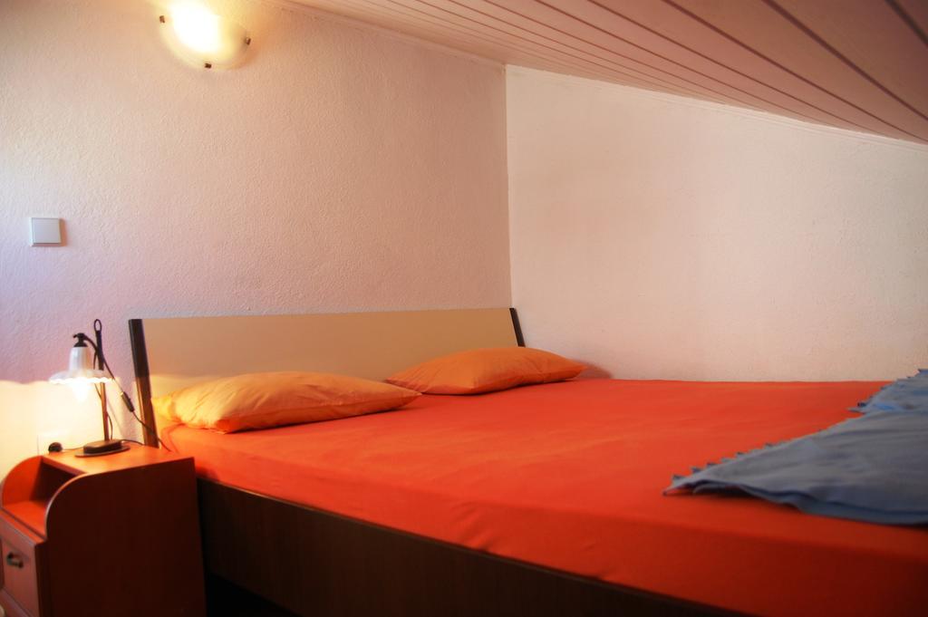 Apartments Setka Veglia Cameră foto